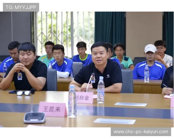 校企合作推动篮球青训产业化，打造全国青少年训练网络，青少年篮球训练营的简介